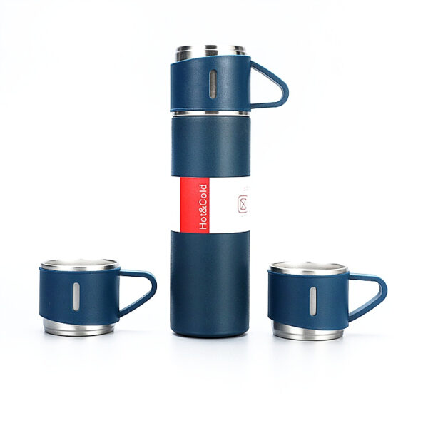 فلاسک مدل vacuum گنجایش 0.5 لیتر به همراه لیوان سفری بسته 3 عددی - Image 1