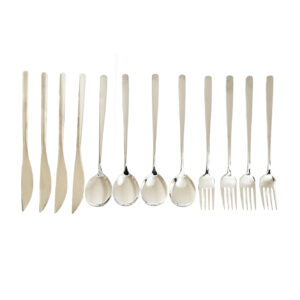 ست قاشق چنگال و چاقو سفری آوتو مدل AT6471