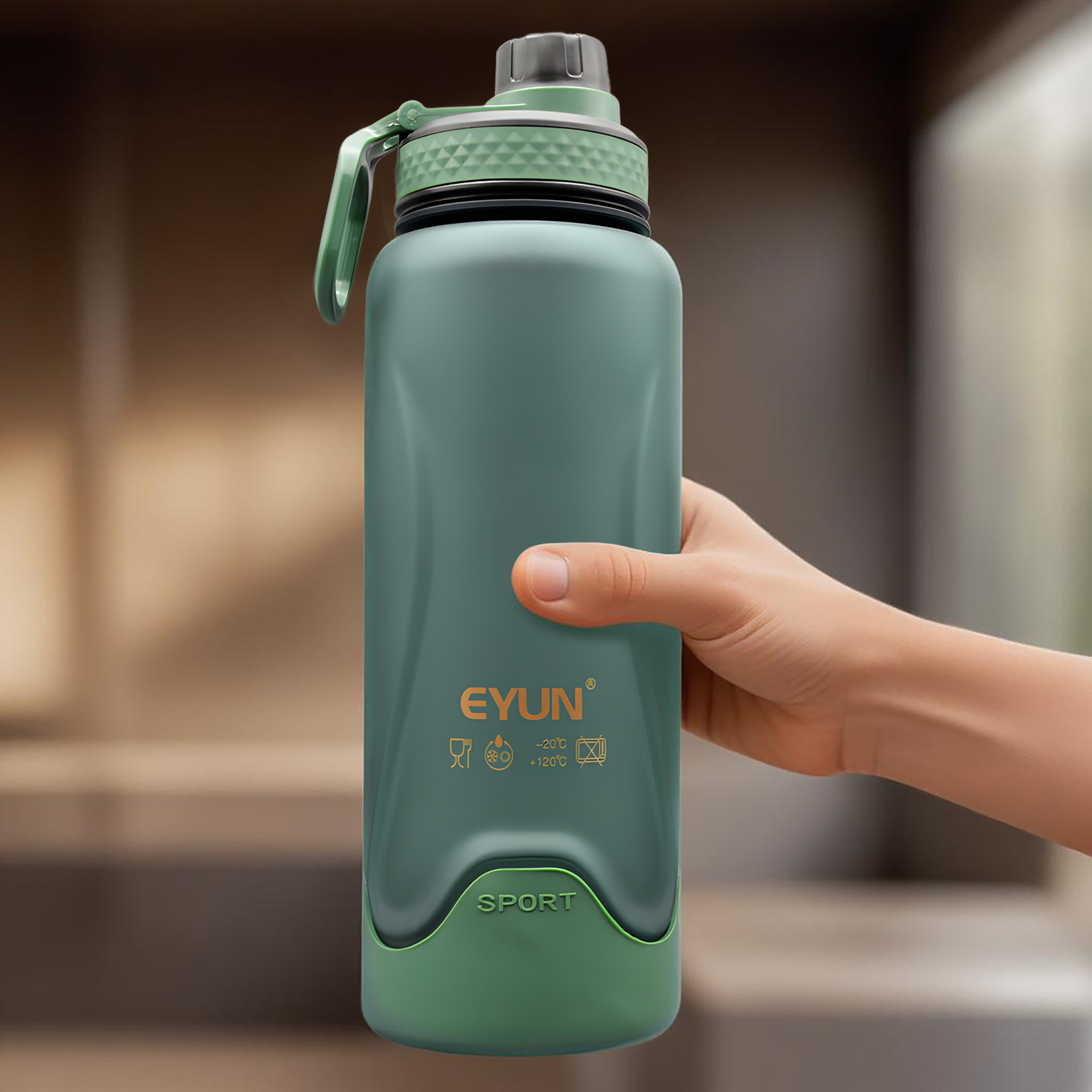 127909c5776aa322c98ce73292d6821a84ba8141_1740149332-1.jpg قمقمه ایون مدل سیلیکونی گنجایش 0.900 لیتر - Image 1