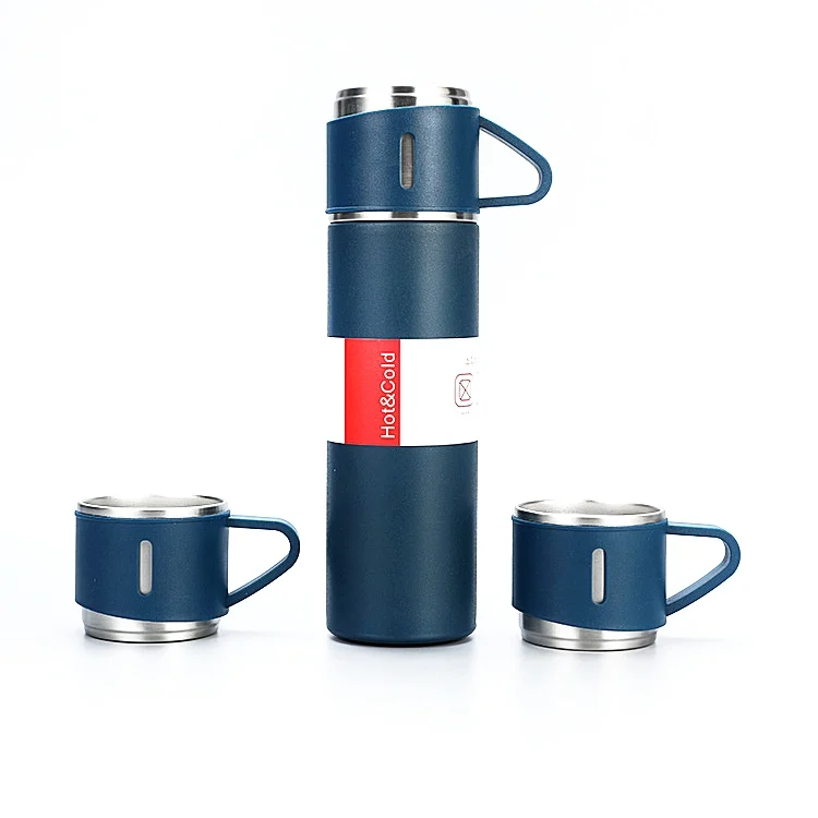 b3783263eb33fab282a7a5b8b493e80b296fe1f5_1671443906.jpg فلاسک مدل vacuum گنجایش 0.5 لیتر به همراه لیوان سفری بسته 3 عددی - Image 1